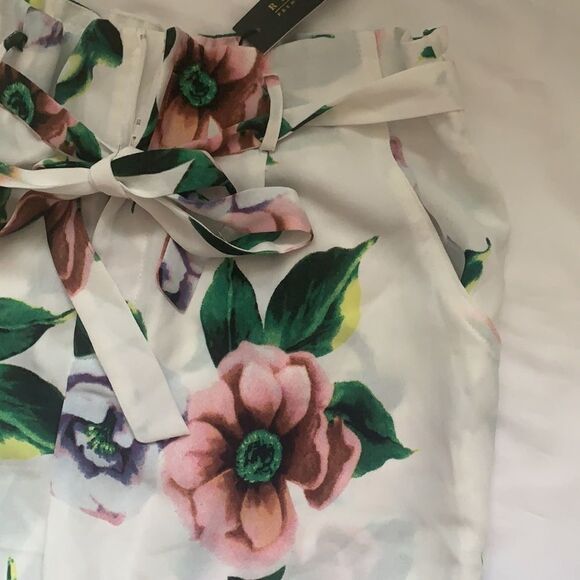 🌸nwt Revamped High Waisted Floral Pants🌸 - Picture 8 of 12